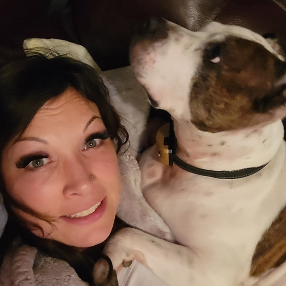 Meet your Posher, Jennifer - Picture 3 of 8